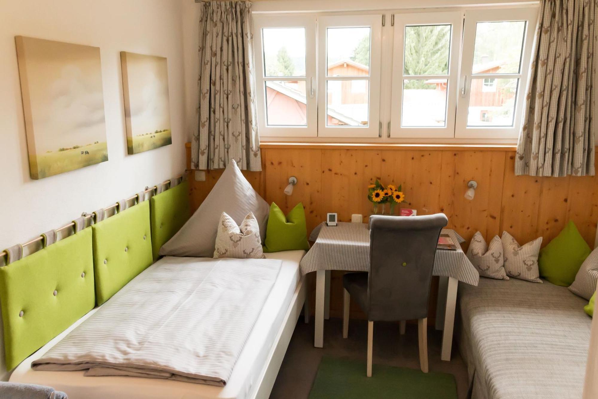 Gaestehaus Sattlerhof Bernau am Chiemsee Zewnętrze zdjęcie